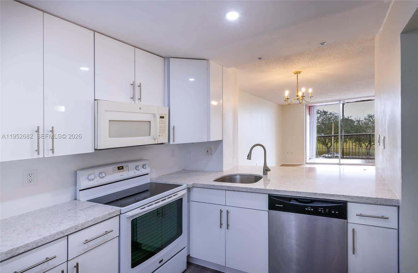 19701 SW 114th Ave # 364, Miami FL 33157