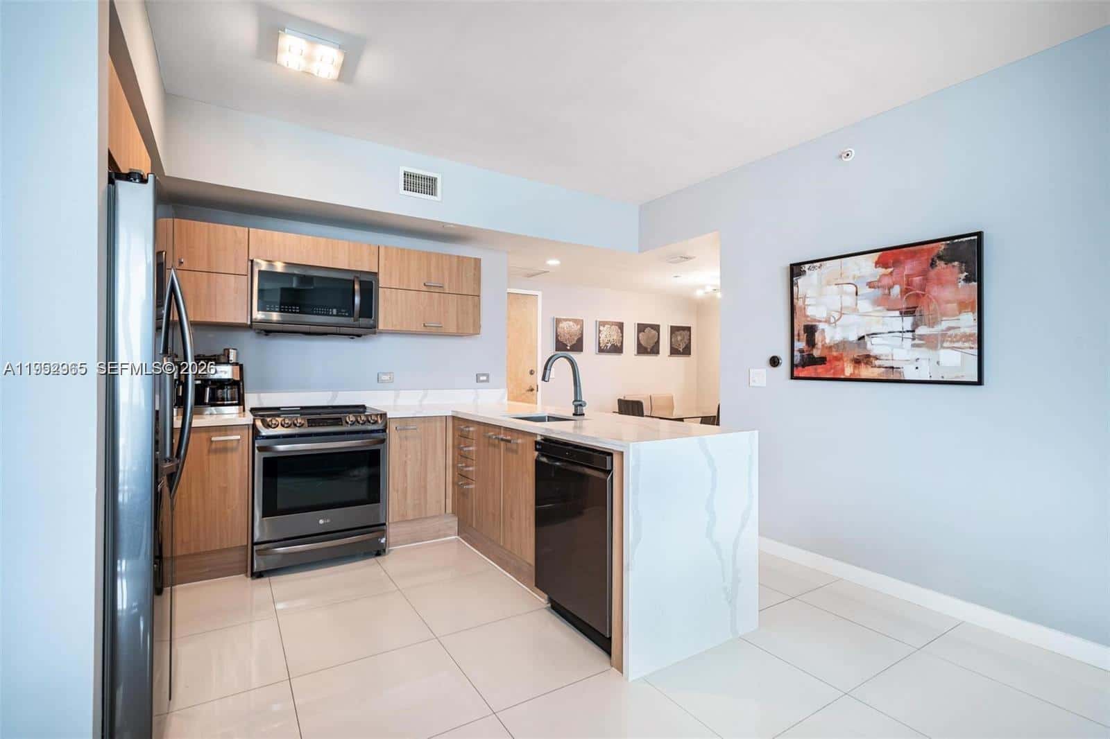 350 S Miami Ave # 2505, Miami FL 33130