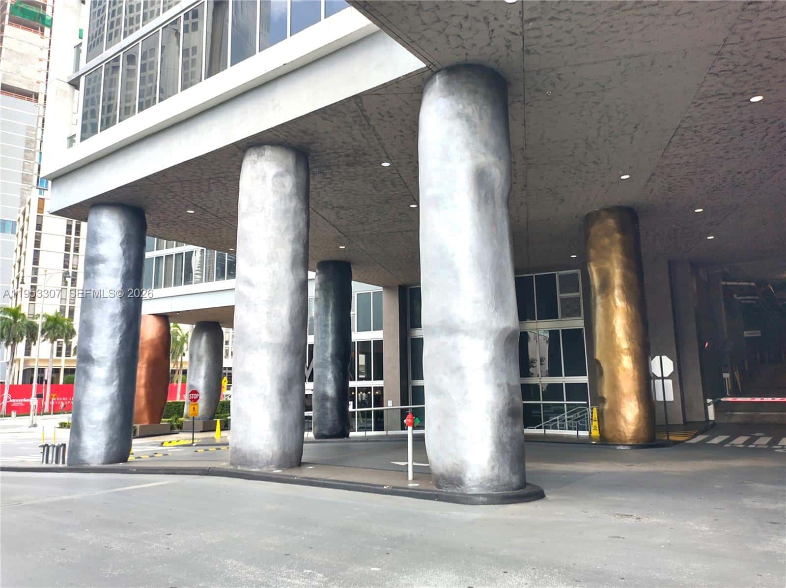 465 Brickell Ave # 4402, Miami FL 33131
