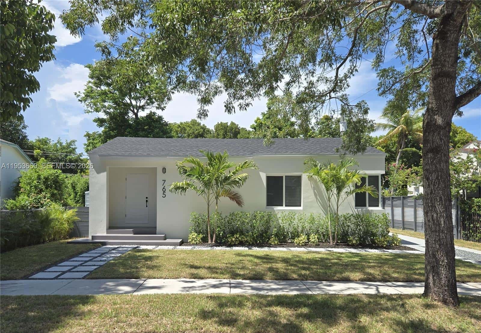 765 NW 45th St, Miami FL 33127