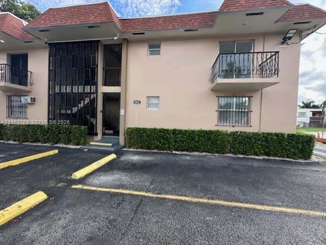 1015 NW 45th Ave # 108, Miami FL 33126