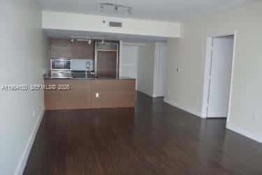 475 Brickell Ave # 1814, Miami FL 33131