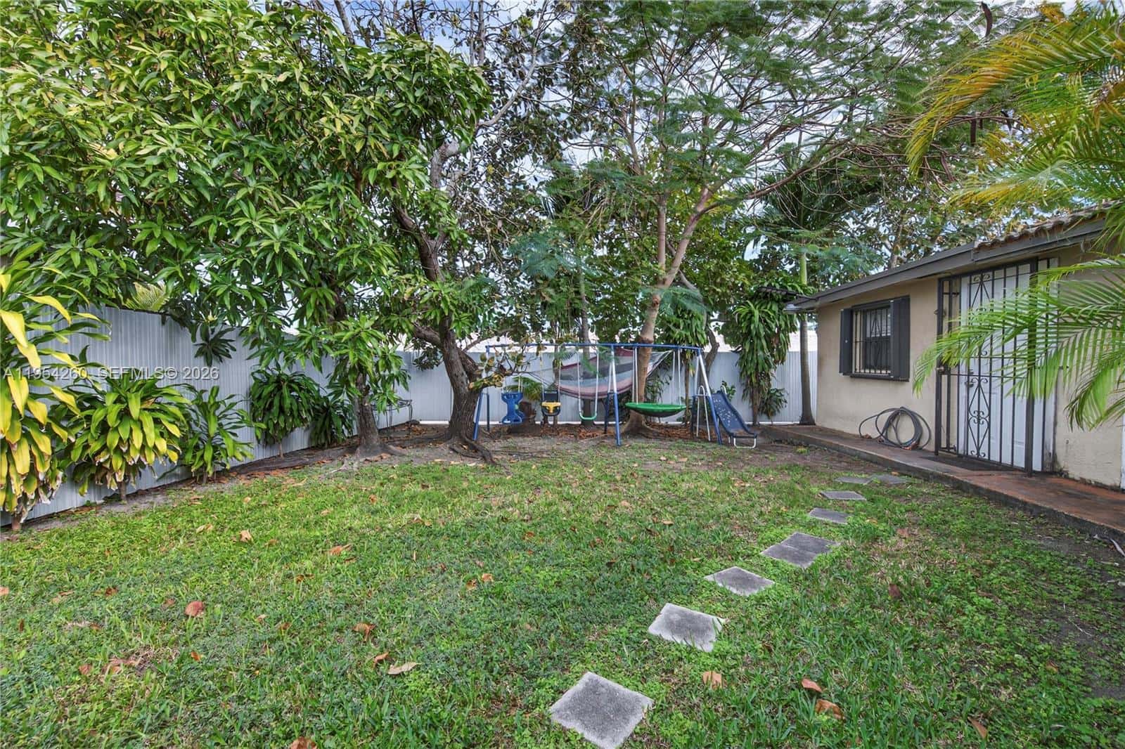 17307 SW 115th Ave, Miami FL 33157