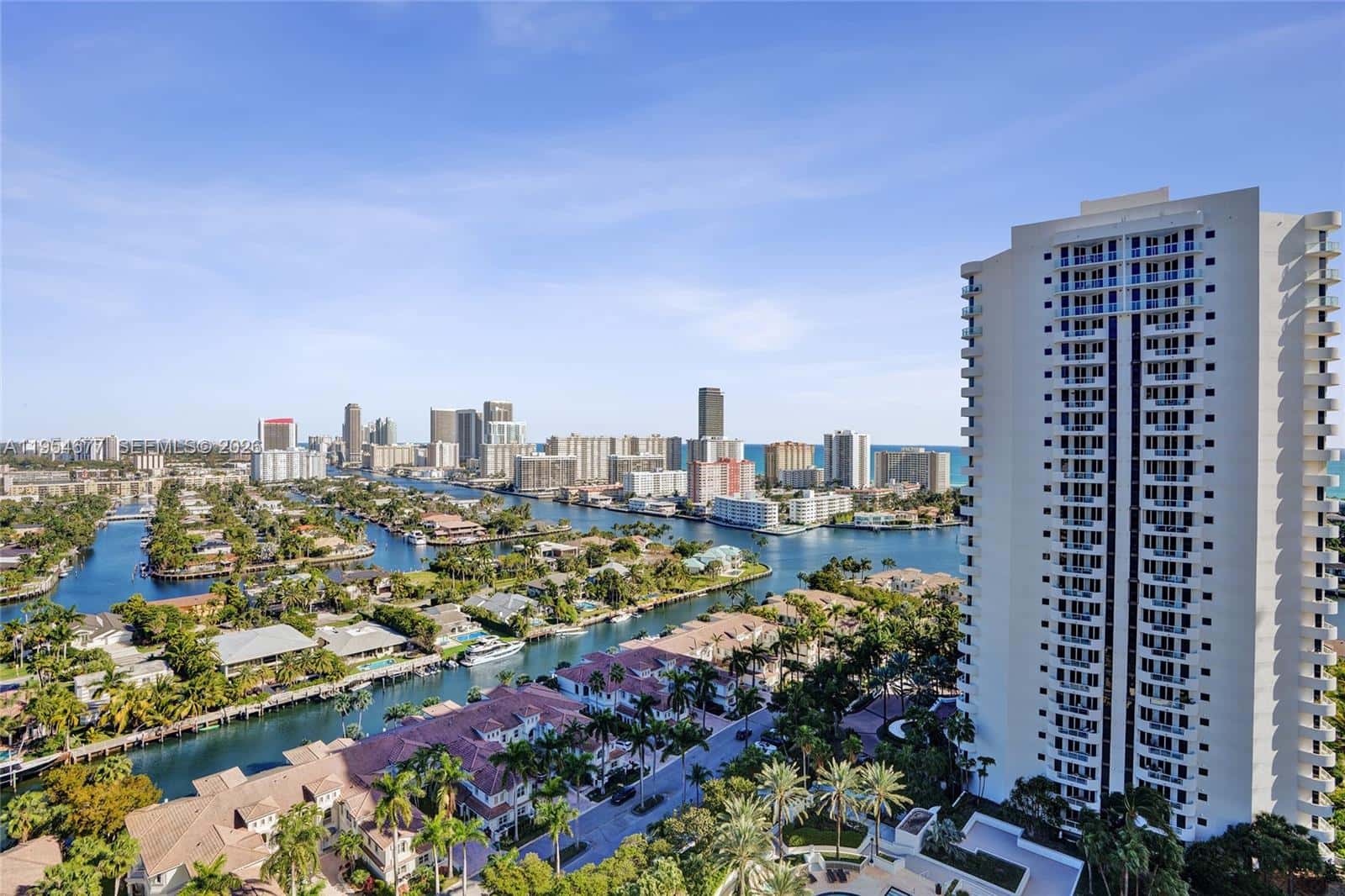21205 Yacht Club Dr # 2310, Aventura FL 33180