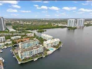 16546 NE 26th Ave # 4J, North Miami Beach FL 33160