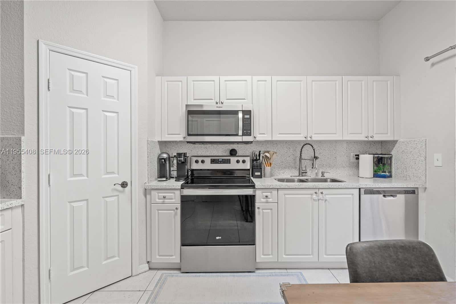 1940 SE 24th Ter, Homestead FL 33035