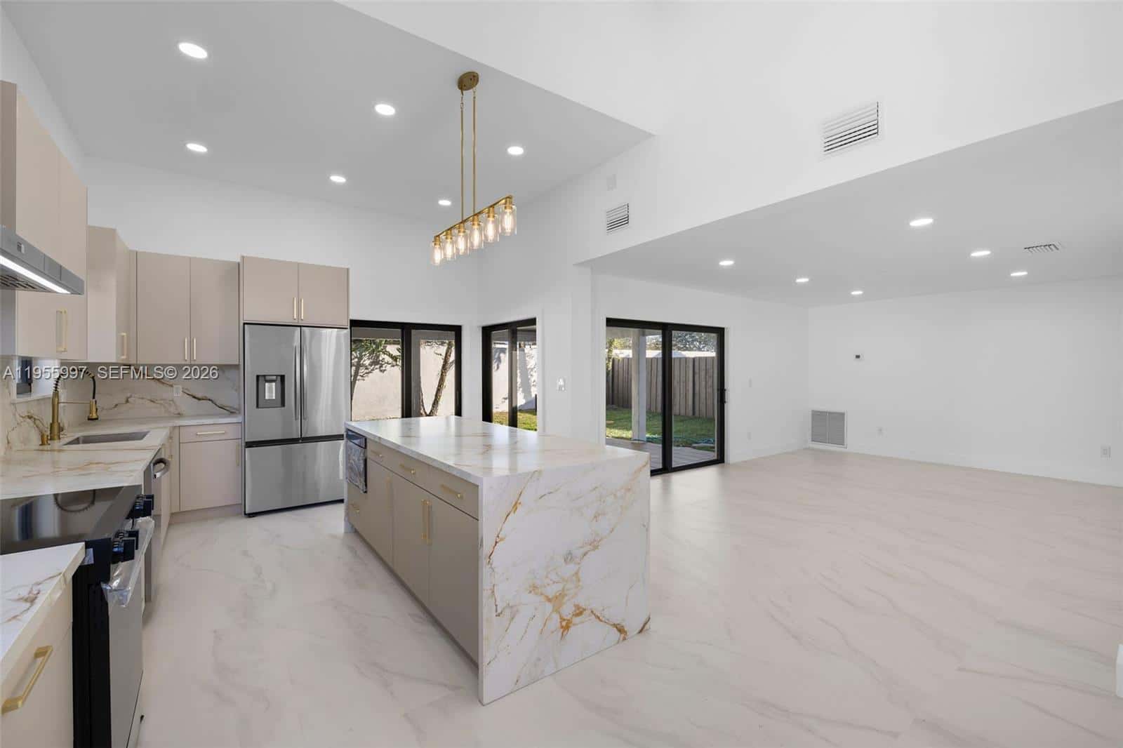 11260 SW 157th Ct, Miami FL 33196