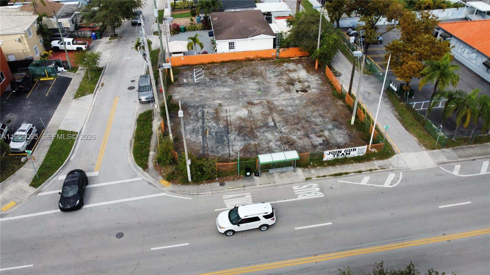 705 NW 18th Pl, Miami FL 33125