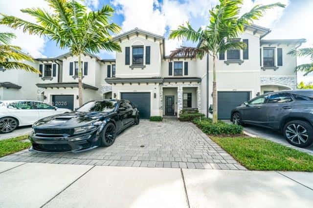 492 NW 203rd Ter, Miami Gardens FL 33169
