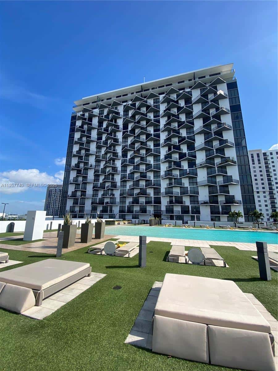 5252 NW 85th Ave # 910, Doral FL 33166
