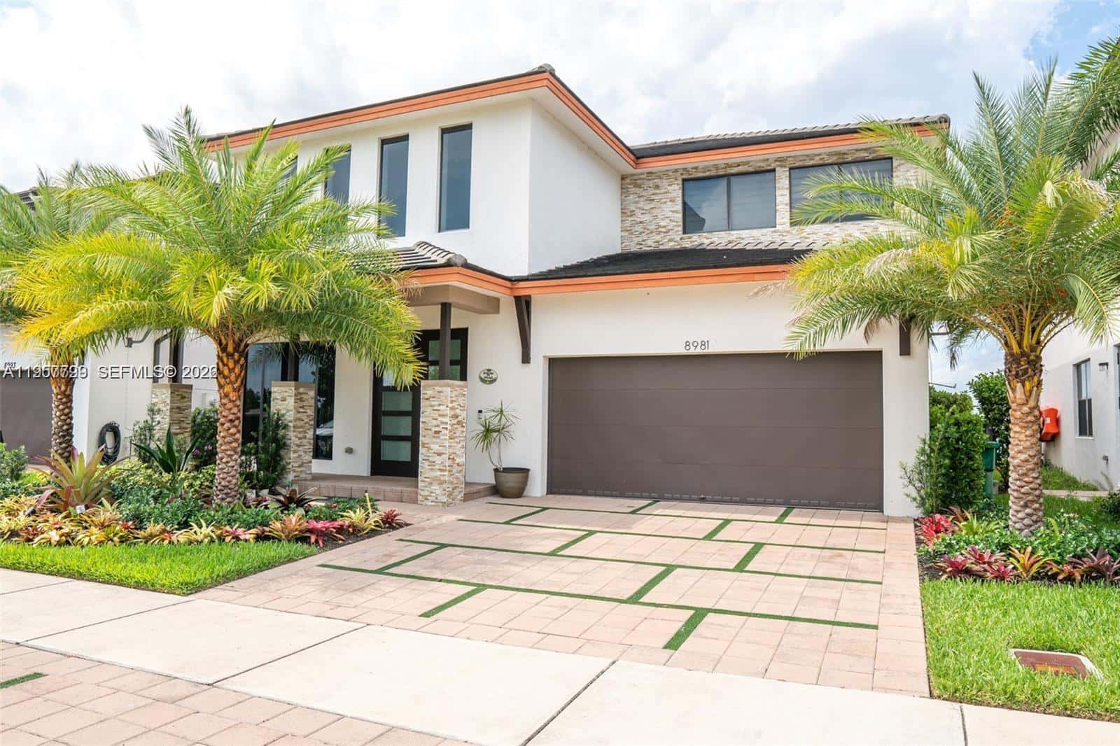 8981 NW 154th Ter # 8981, Miami Lakes FL 33018