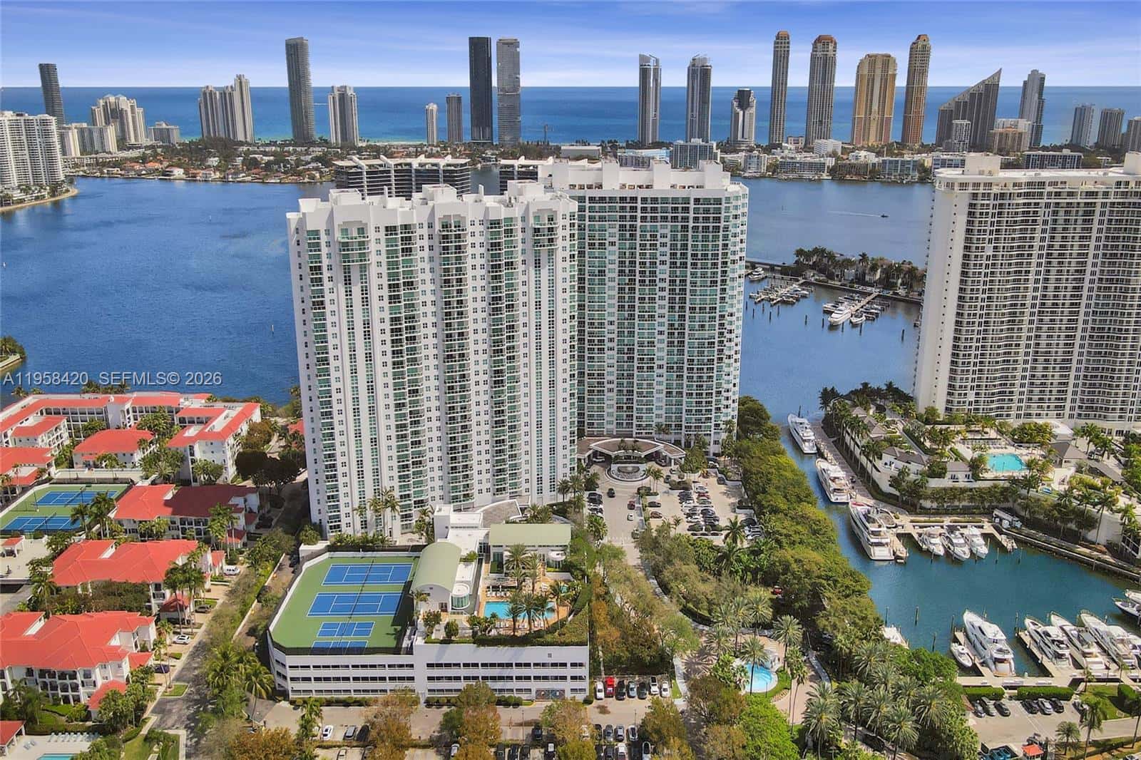 3201 NE 183rd St # 2305, Aventura FL 33160
