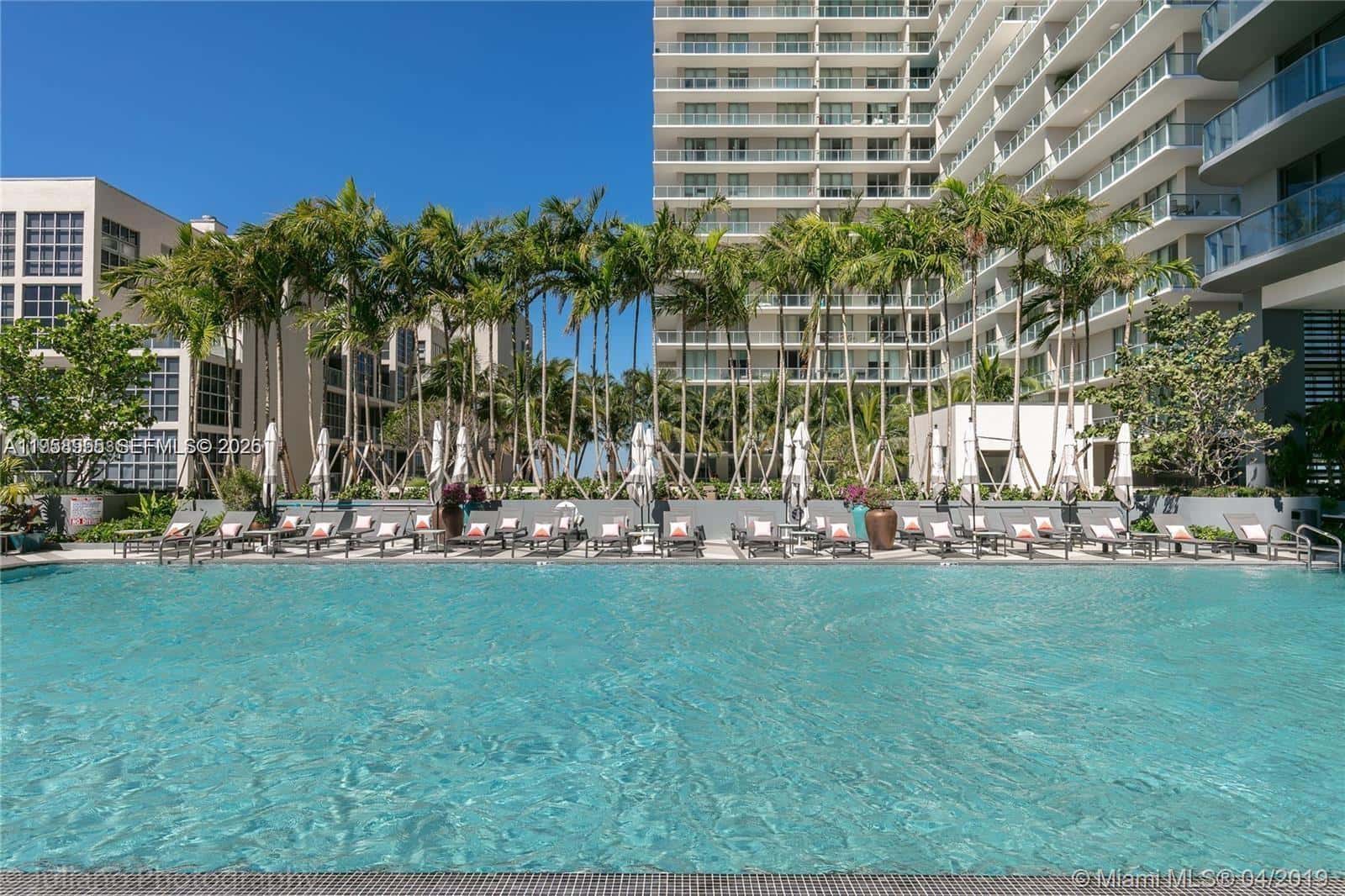 121 NE 34th St # 2816, Miami FL 33137