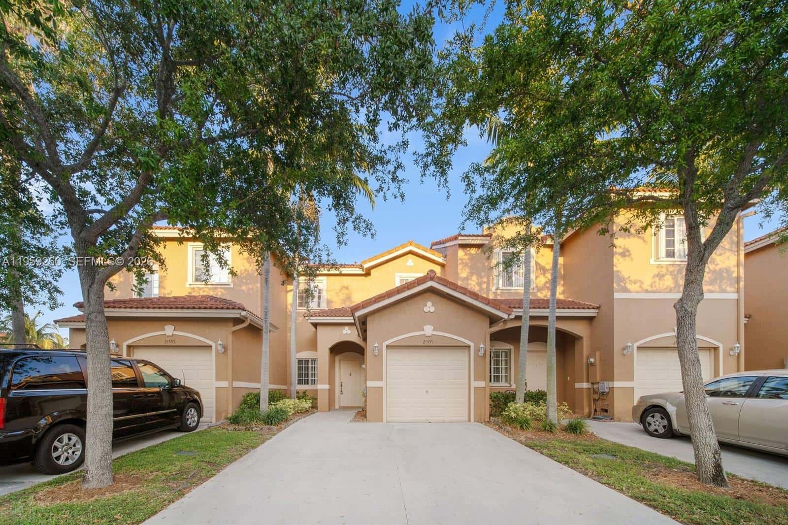 21459 SW 86th Pl, Cutler Bay FL 33189