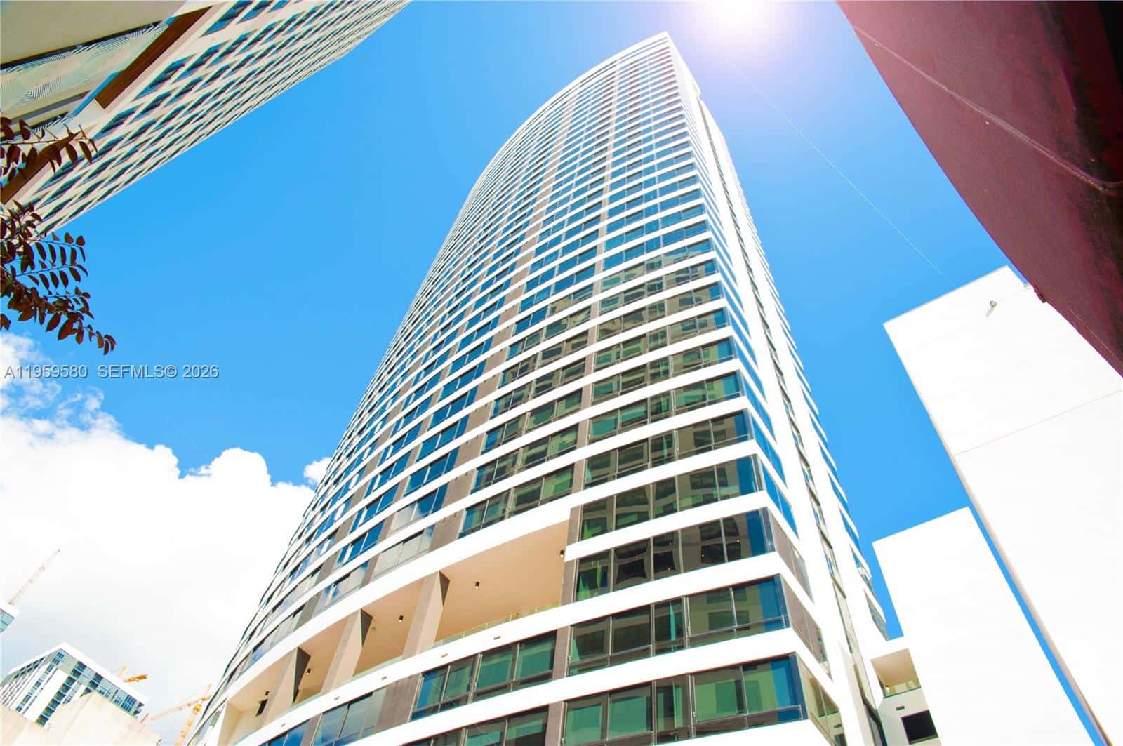 225 N Miami Ave # 2306, Miami FL 33128