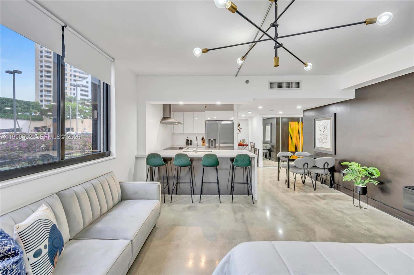 540 Brickell Key Dr # 409, Miami FL 33131