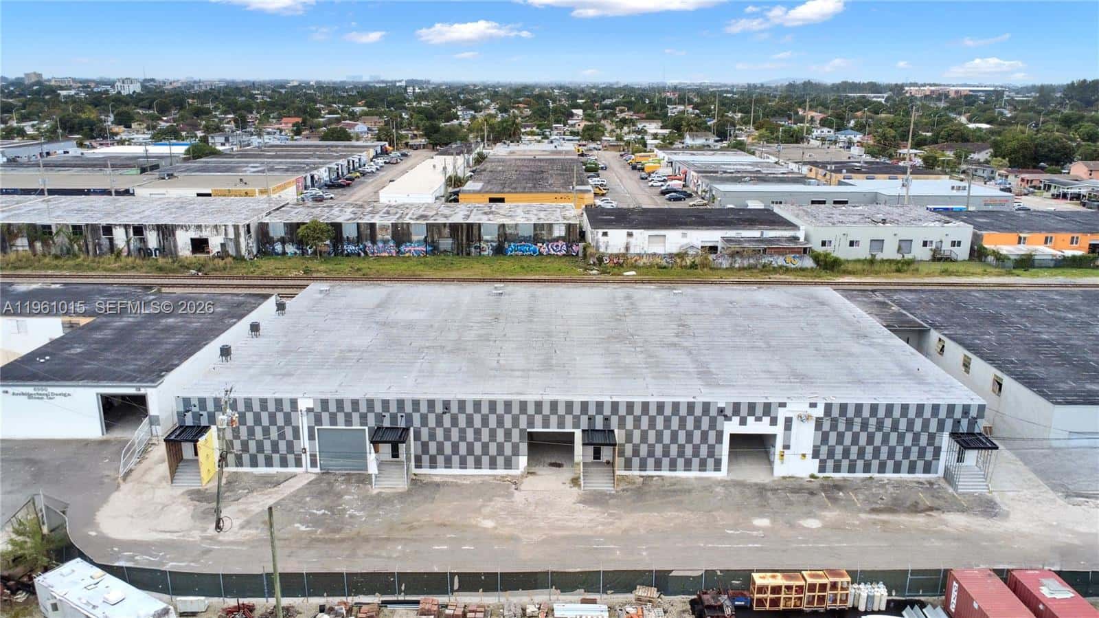 7000 NW 37th Ct, Hialeah FL 33147