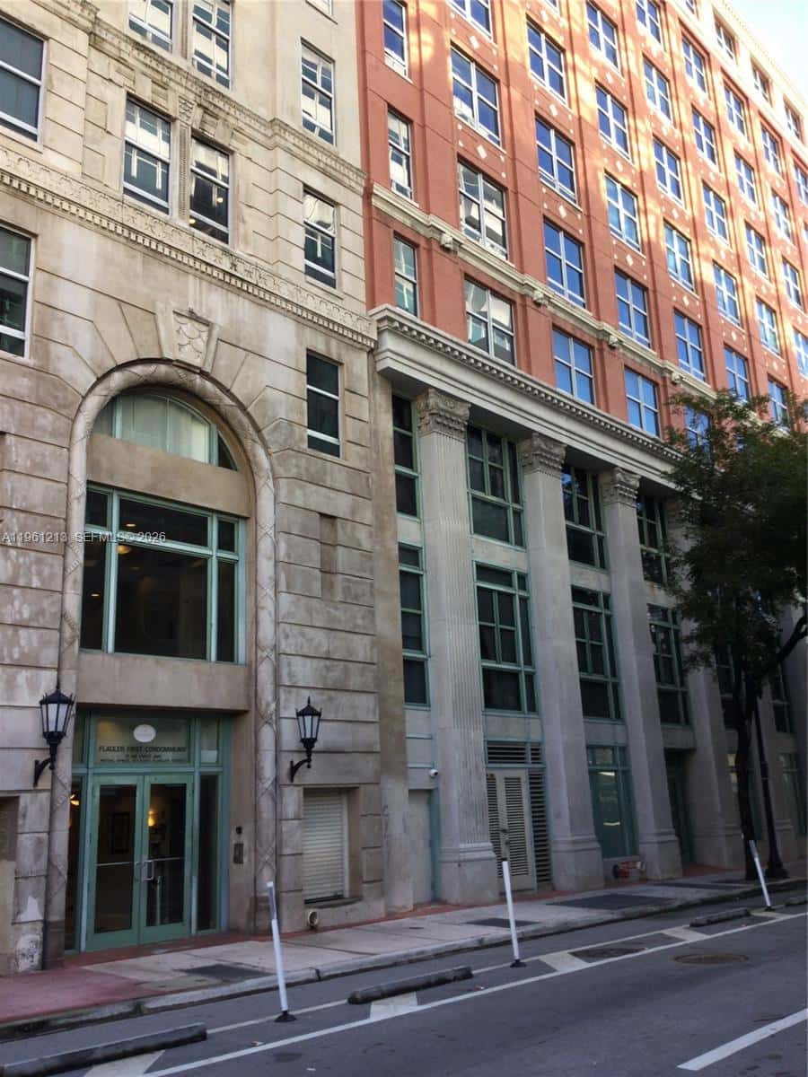 111 E Flagler St # 706, Miami FL 33131