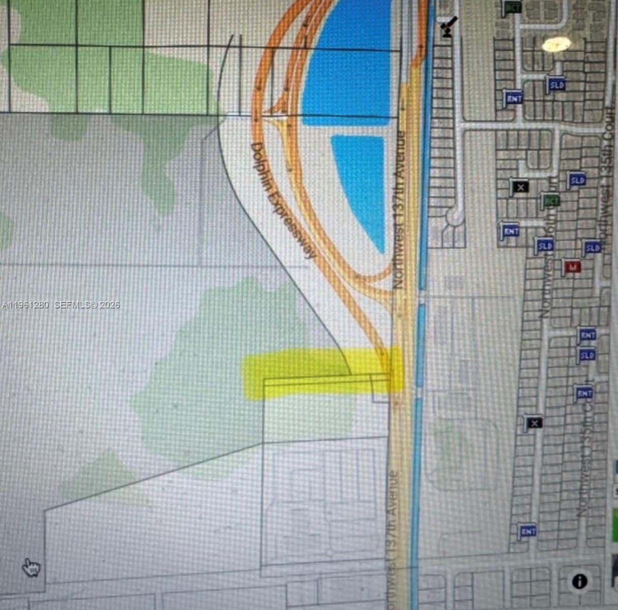 7 NW 137, Miami FL 33182