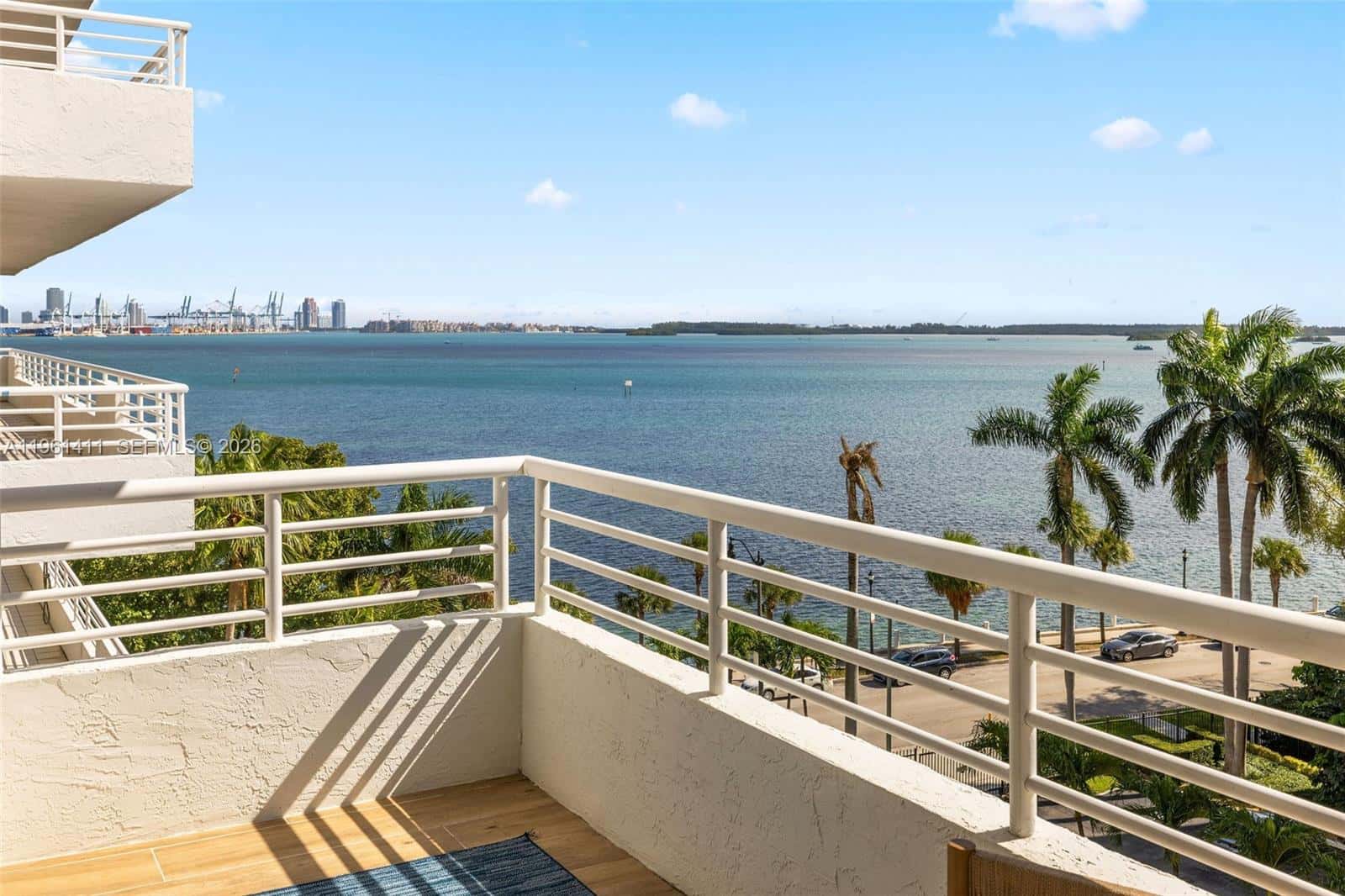 1402 Brickell Bay Dr # 603, Miami FL 33131