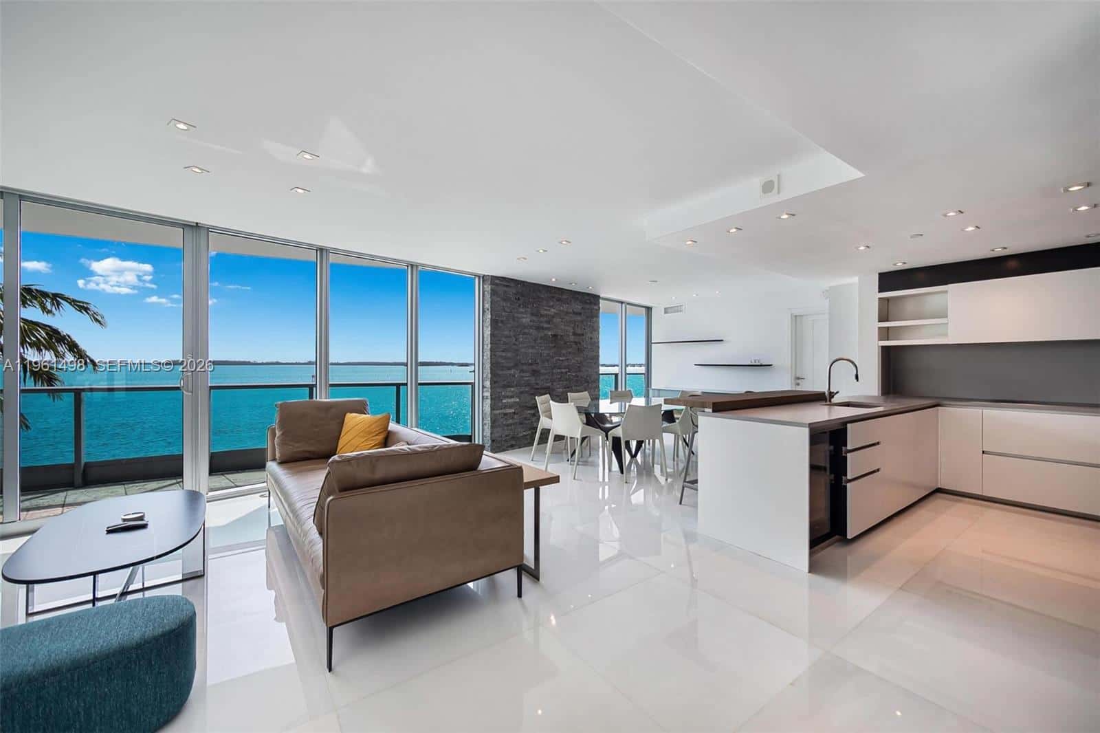 1331 Brickell Bay Dr # 33, Miami FL 33131