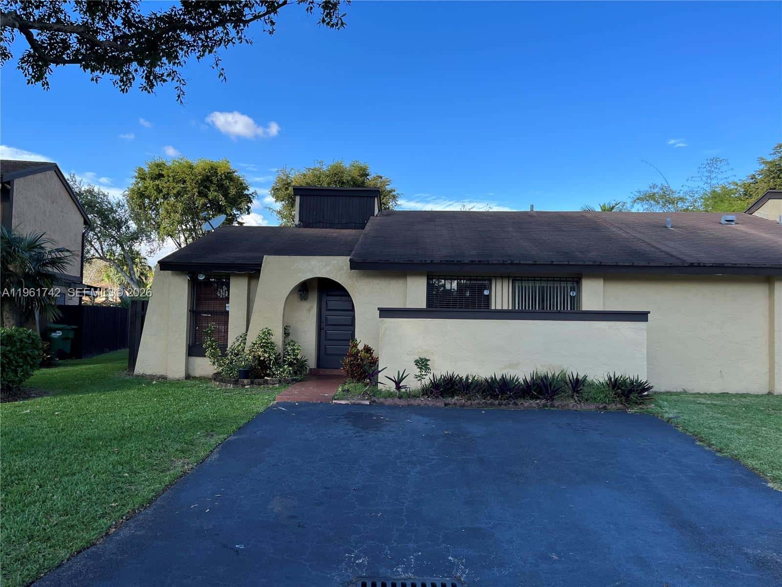 12713 SW 70th Ln, Miami FL 33183