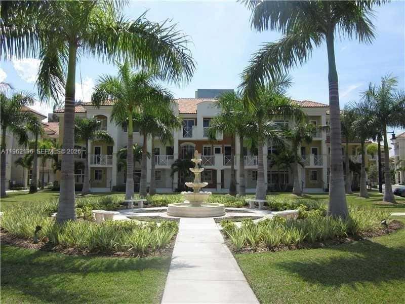 18402 NE 27 CT # 124, Aventura FL 33160