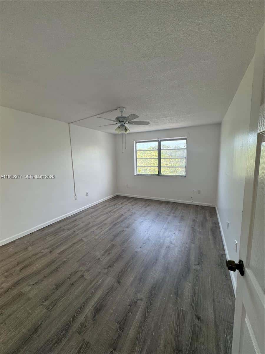 1225 NE 124th St # 46A, North Miami FL 33161
