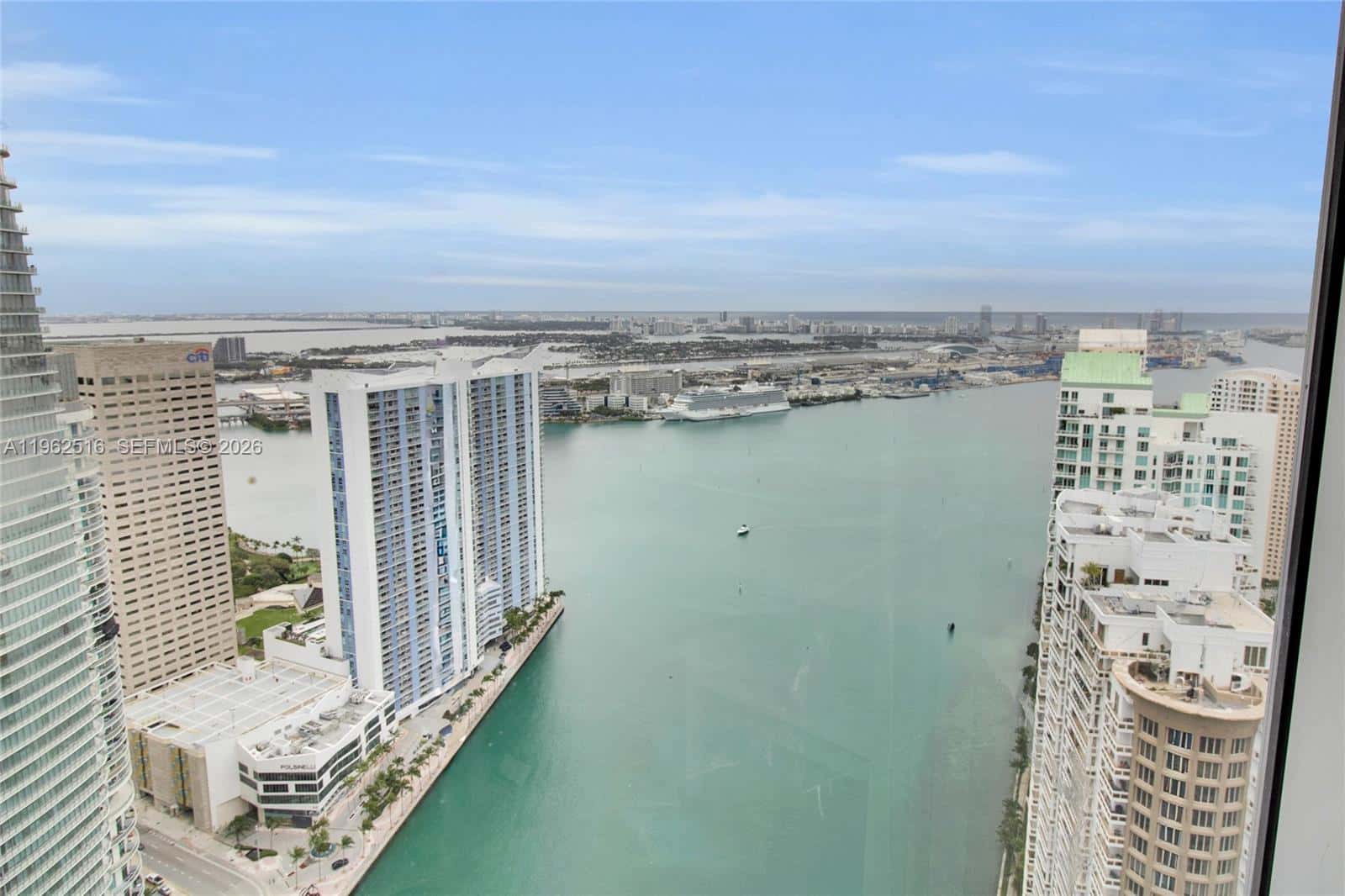 465 Brickell Ave # 5102, Miami FL 33131
