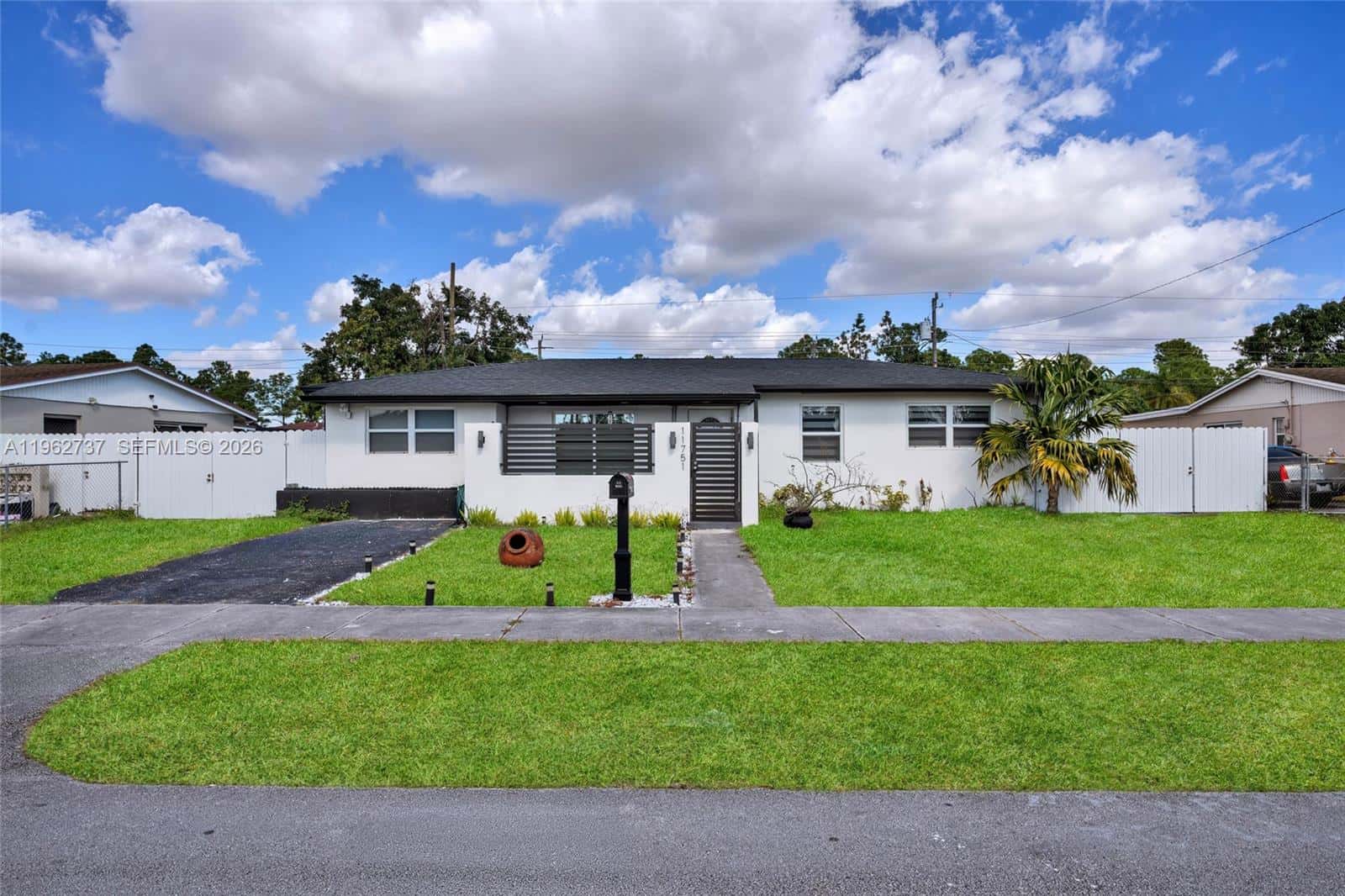 11751 SW 168th Ter, Miami FL 33177