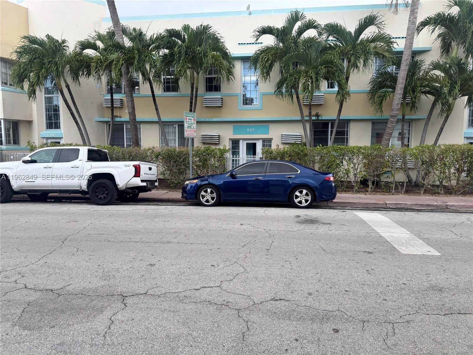 637 12th St # 6, Miami Beach FL 33139