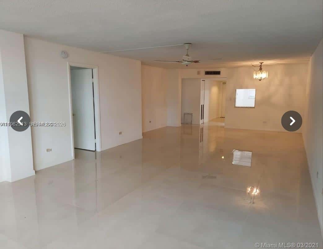 445 NE 195th St # 127, Miami FL 33179