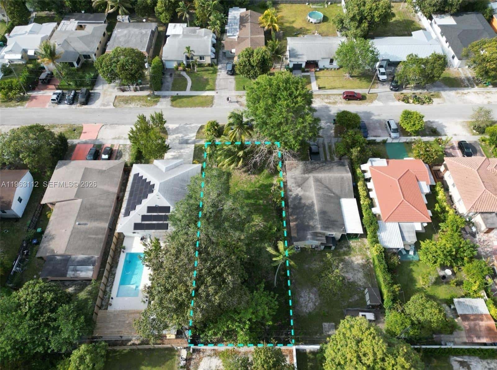 52 NE 117th St, Miami FL 33161