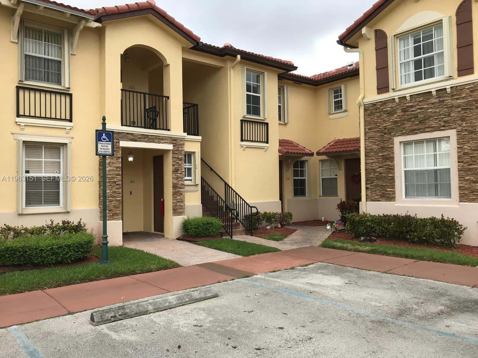 1420 NE 33rd Ave # 15, Homestead FL 33033