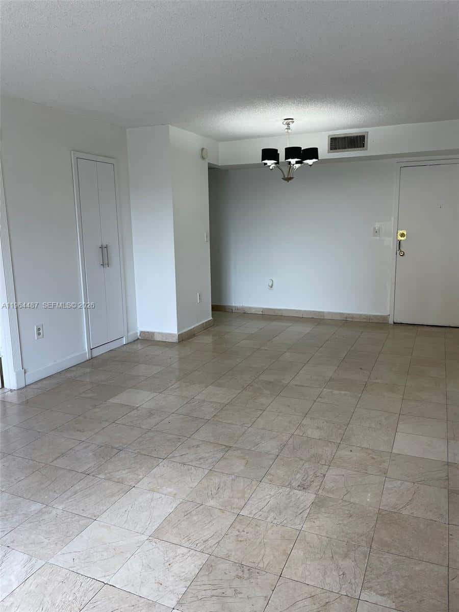 4721 NW 7th St # 12, Miami FL 33126
