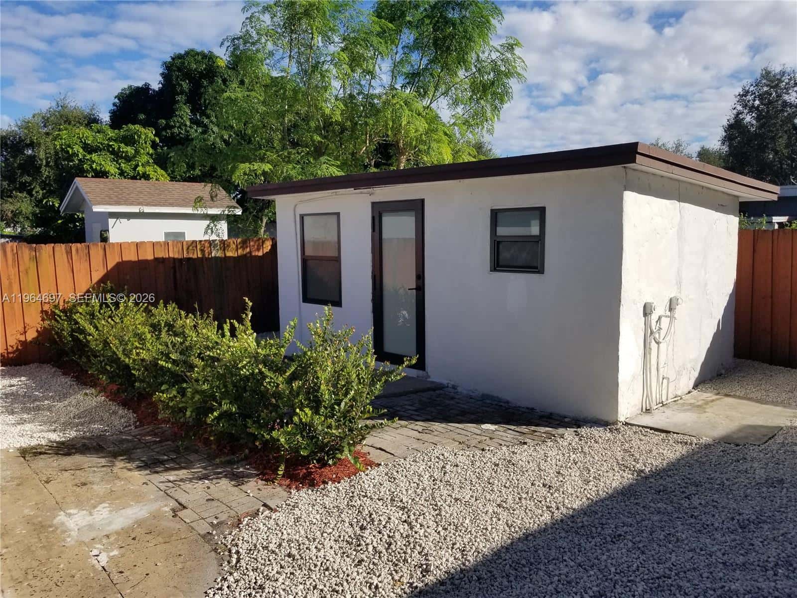 1756 NW 94th St, Miami FL 33147
