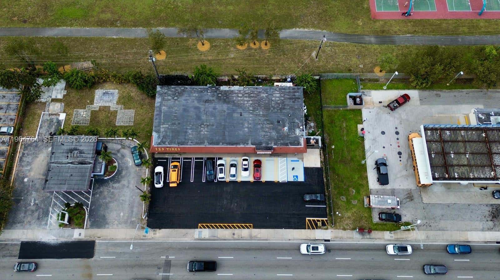 3251 NW 183rd St, Miami Gardens FL 33056