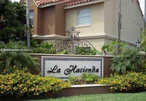 18308 NW 68th Ave # B, Hialeah FL 33015