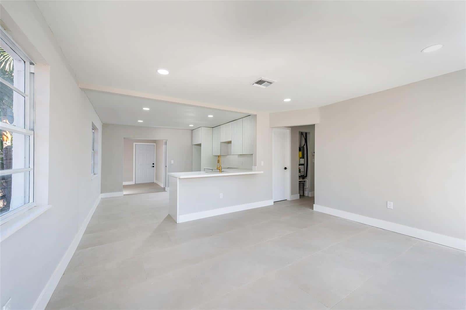 1161 NW 105th Terrace, Miami FL 33150