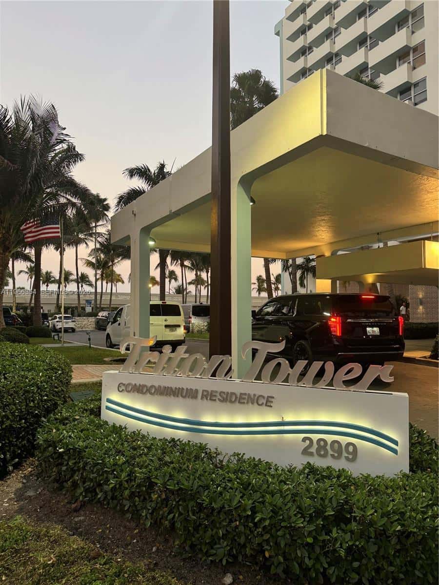 2899 Collins Ave # 936, Miami Beach FL 33140