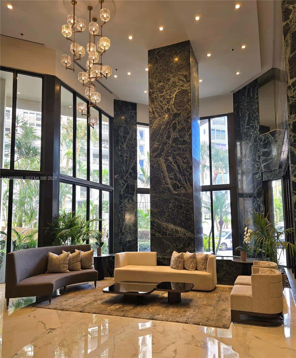 10175 Collins Ave # 208, Bal Harbour FL 33154