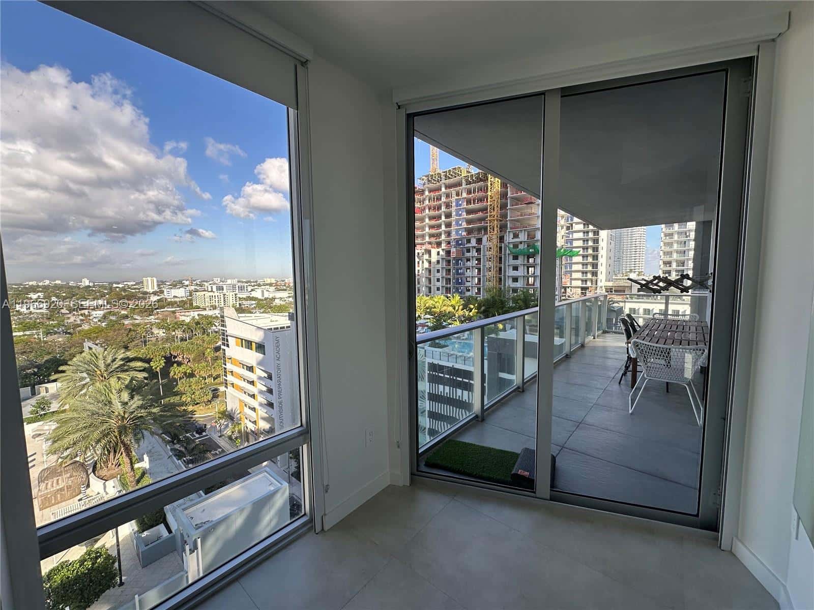 1010 SW 2nd Ave # 1208, Miami FL 33130