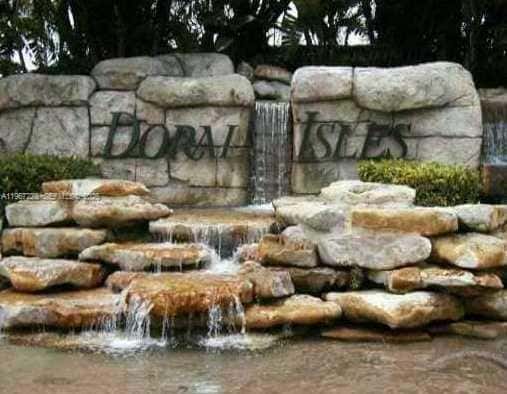 6731 NW 107th Ct # 6731, Doral FL 33178