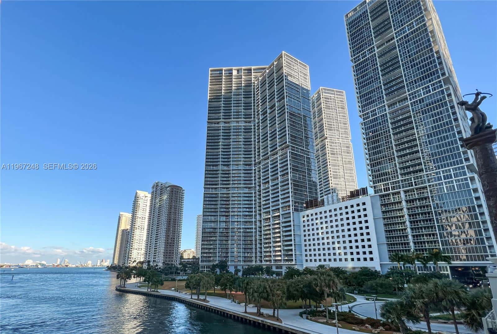 495 Brickell Ave # 1608, Miami FL 33131