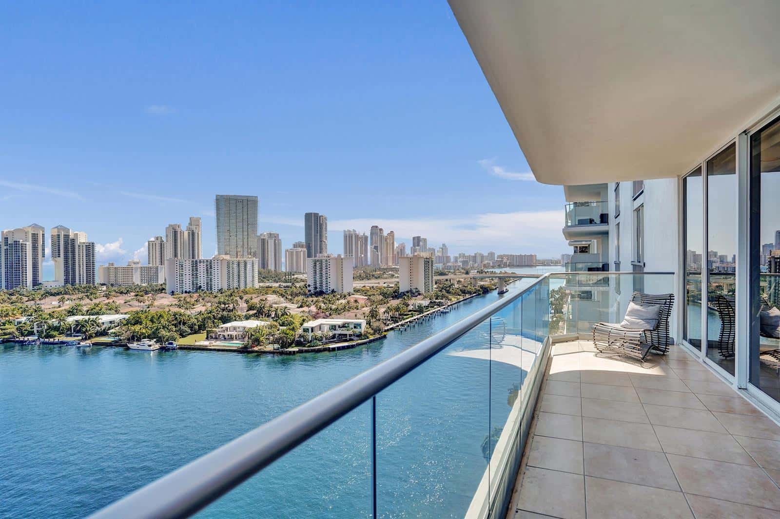 19707 Turnberry Way # 18j, Aventura FL 33180