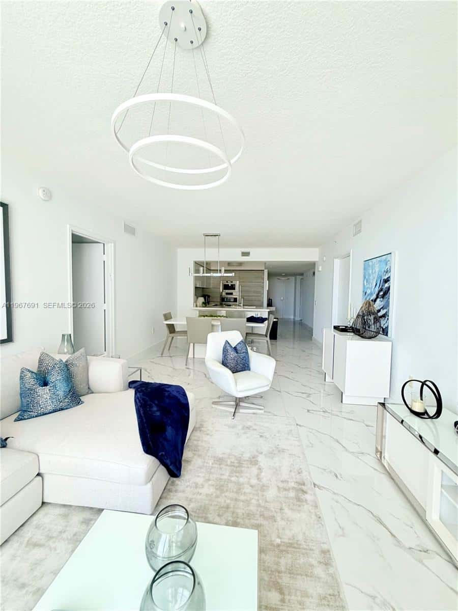 300 Sunny Isles Blvd # 1206, Sunny Isles Beach FL 33160