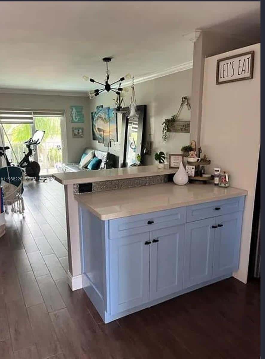140 NW 14th Ave # 6, Miami FL 33125