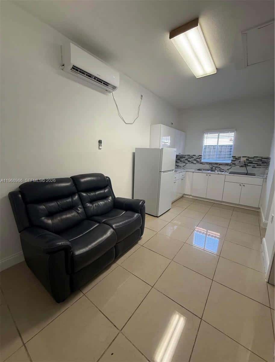 23160 SW 113th Psge # 2, Miami FL 33170