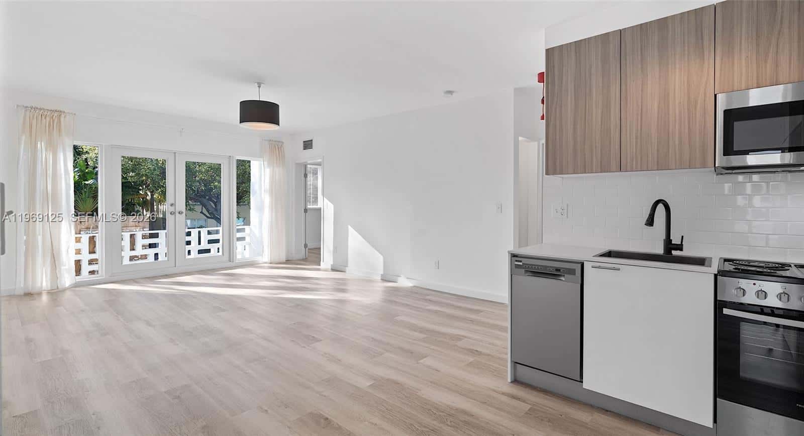 1561 Jefferson Avenue, Miami Beach FL 33139