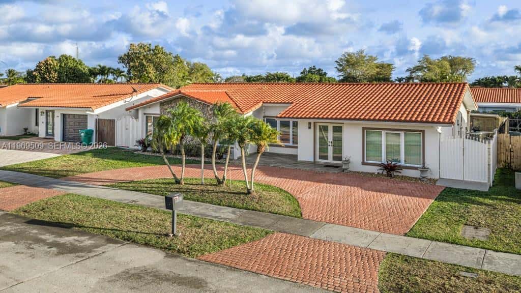 13170 SW 20th St, Miami FL 33175